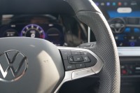 VW Golf VIII Variant 1.5 TSI R-Line