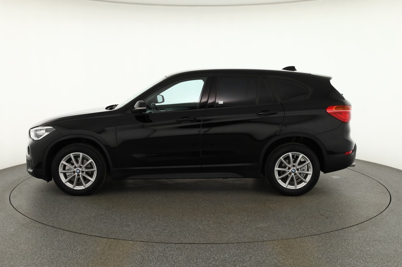 BMW X1 sDrive18 i Advantage