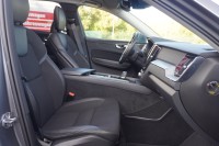 Volvo XC 60 XC60 2.0 M-Hybrid Momentum Pro AWD
