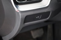 Volvo V60 B4 R Design