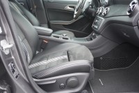 Mercedes-Benz CLA 200 AMG Line