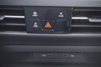 VW Golf VIII 1.0 Life eTSI DSG