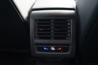 VW Golf VIII Variant 2.0 R-Line DSG