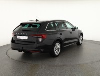 Skoda Octavia Combi 1.5 eTSI DSG