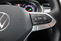 VW Passat Variant 1.5 TSI DSG Business
