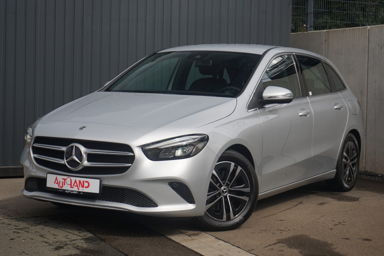 Mercedes-Benz B 150 B220 4Matic
