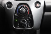 Toyota Aygo AYGO 1.0 x-play Team D