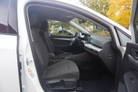 VW Golf VIII Variant eTSI DSG