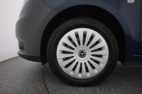 Mercedes-Benz Vito Tourer extralang 8-Sitzer Aut.