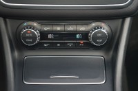 Mercedes-Benz A 180 A180 AMG Line