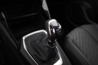 Peugeot 208 PureTech 100