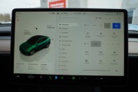 Tesla Model Y Basis RWD