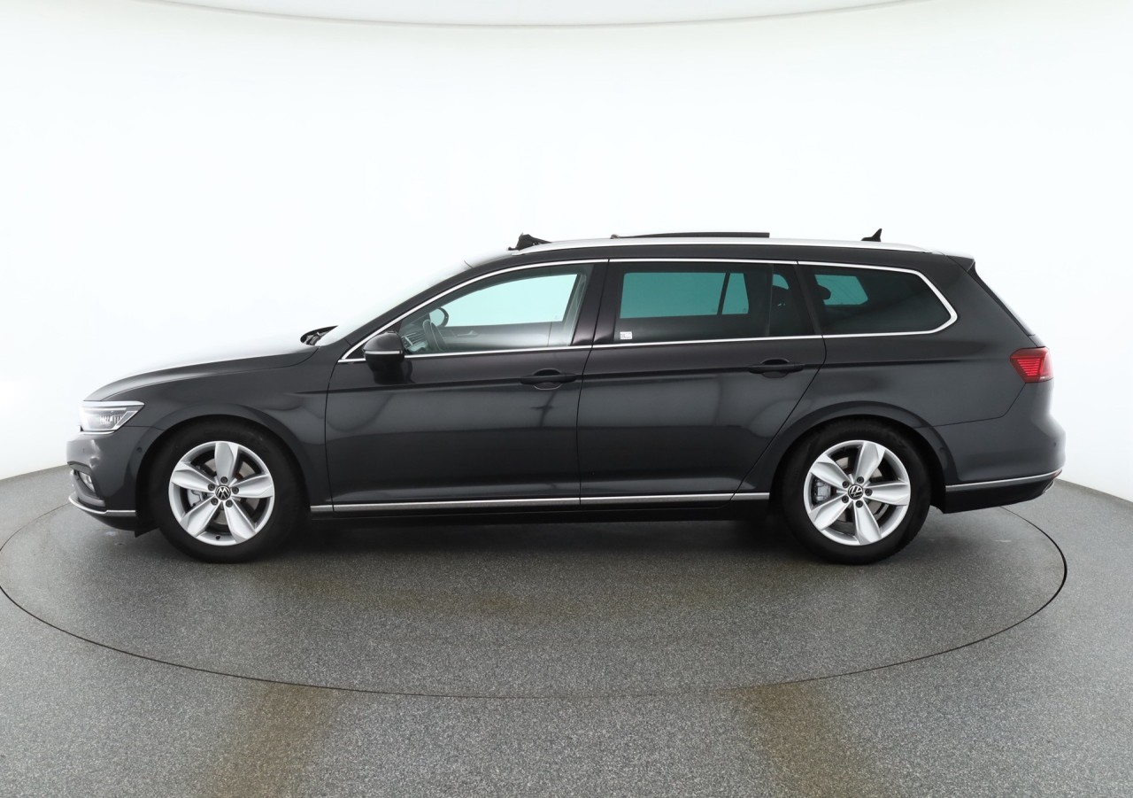 VW Passat Variant 2.0 TDI DSG Elegance