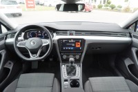 VW Passat Variant 1.5 TSI R-Line