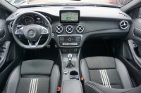 Mercedes-Benz A 200 A200 AMG Line