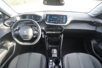 Peugeot 208 1.2 PureTech AT