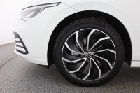VW Golf VIII Variant 1.0 eTSI DSG Life