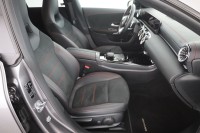 Mercedes-Benz CLA 200 Shooting Brake AMG Line