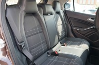 Mercedes-Benz GLA 200 Standard