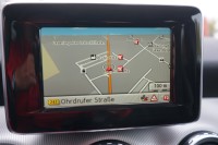 Mercedes-Benz GLA 200 Urban