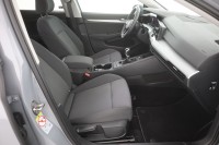 VW Golf VIII Variant 1.0 TSI