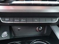 Audi A4 Quattro Avant 40 2.0 TFSI quattro S-line