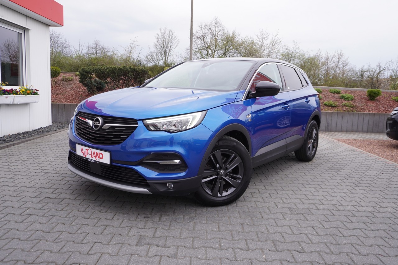 Opel Grandland X 1.2 Turbo Opel 2020
