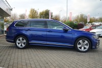 VW Passat Variant 1.5 TSI DSG R-Line