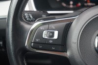 VW Passat Variant 2.0 TSI DSG R-Line 4Motion