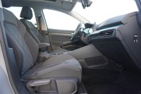 VW Golf VIII Variant eTSI DSG