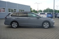 VW Golf VIII Variant 1.5 TSI Life