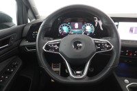 VW Golf VIII 1.5 TSI R-Line