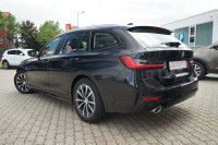 BMW 330 330e Advantage