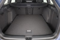 VW Golf VIII Variant 1.5 eTSI R-Line DSG