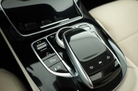 Mercedes-Benz E 220 220d T AMG Line