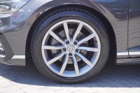 VW Passat Variant 2.0 TDI Elegance R-Line