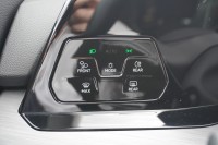 VW Golf 1.5 eTSI DSG Style IQ.Light H&K Standhzg.