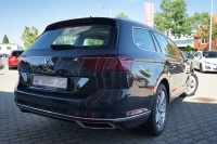 VW Passat Variant 2.0 TDI DSG Elegance