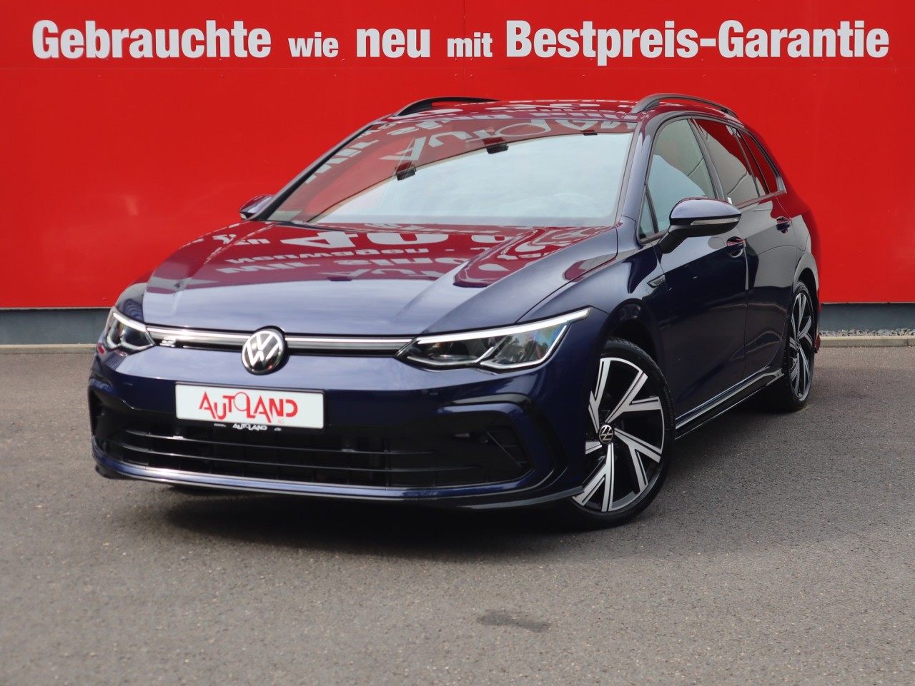 VW Golf VIII Variant R-Line 1.4 eTSI DSG