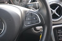 Mercedes-Benz GLA 180 Urban AT