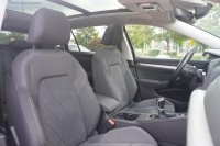 VW Golf VIII Variant 1.5 TSI