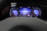 VW Golf VIII Variant 2.0 TSI DSG Style