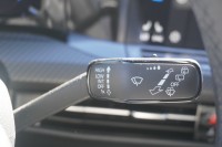 VW Golf VIII Variant 2.0 TSI DSG R-Line