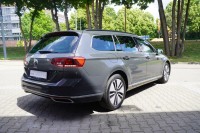 VW Passat Variant GTE