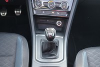 VW Touran 2.0 TDI IQ.DRIVE