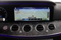 Mercedes-Benz E 300 E300 de T AMG Line 4Matic