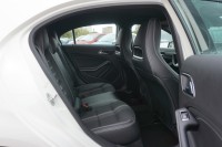 Mercedes-Benz A 140 A180 d BlueEfficiency Urban