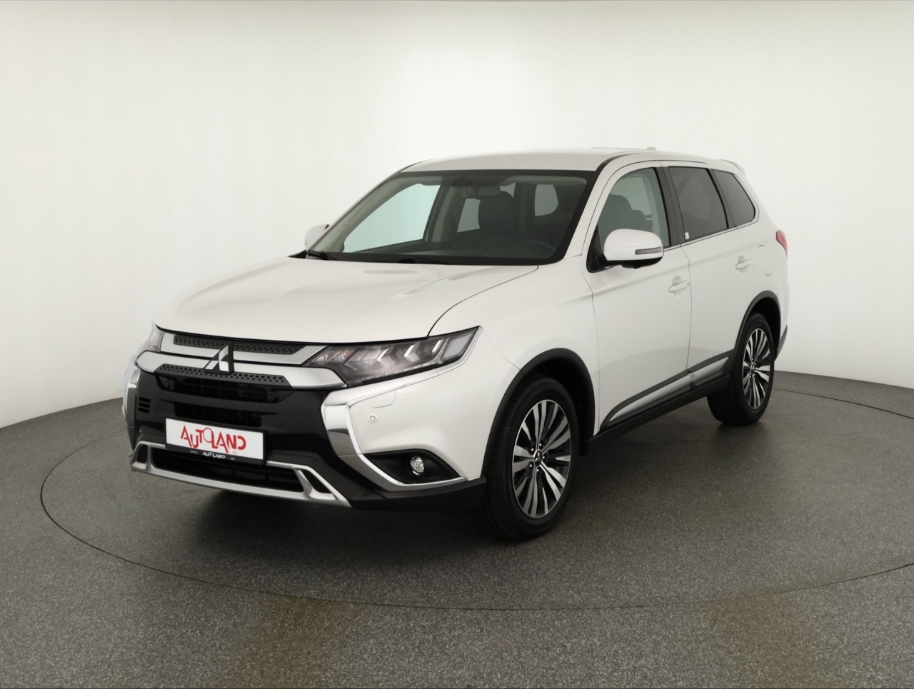 Mitsubishi Outlander 2.0 MIVEC Diamant Edition 4WD