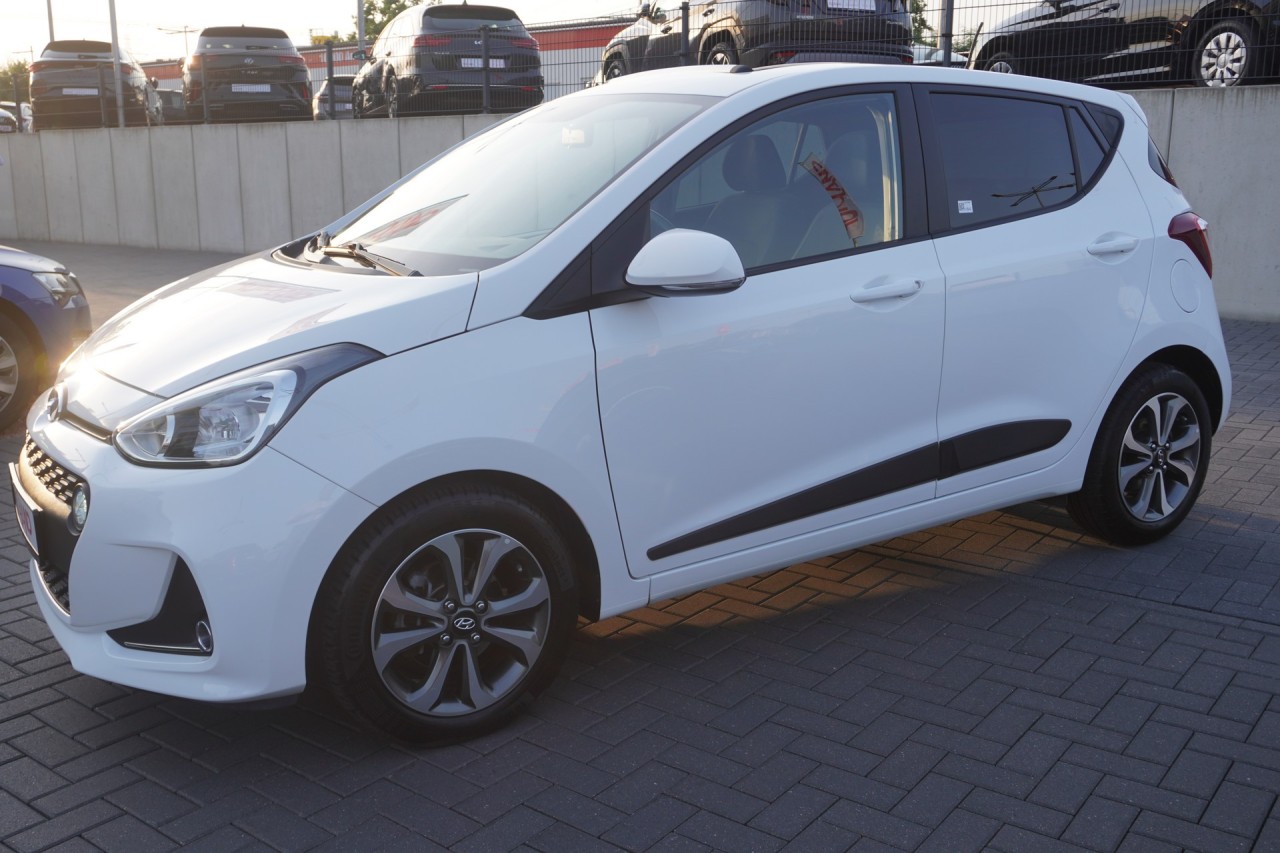 Hyundai i10 1.2 YES!