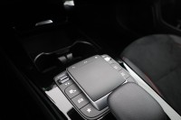 Mercedes-Benz Shooting Brake CLA 200 AMG Line